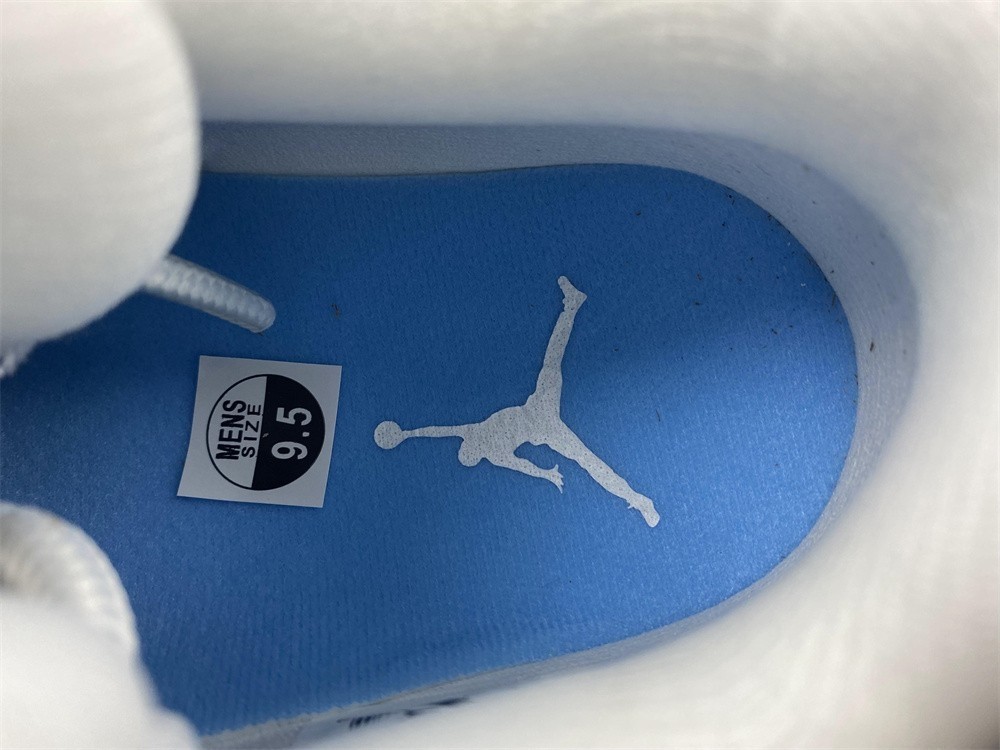 Air Jordan 11 Retro Low University Blue 528895-106