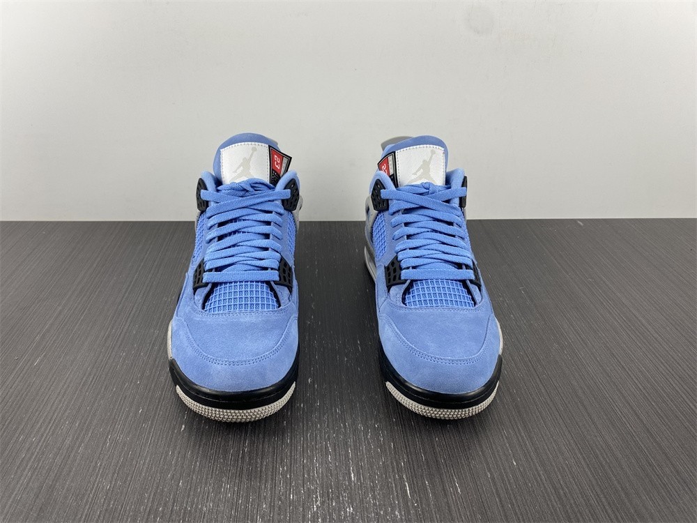 Air Jordan 4 SE “University Blue” CT8527-400