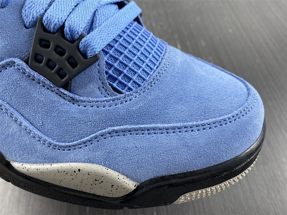 Air Jordan 4 SE “University Blue” CT8527-400