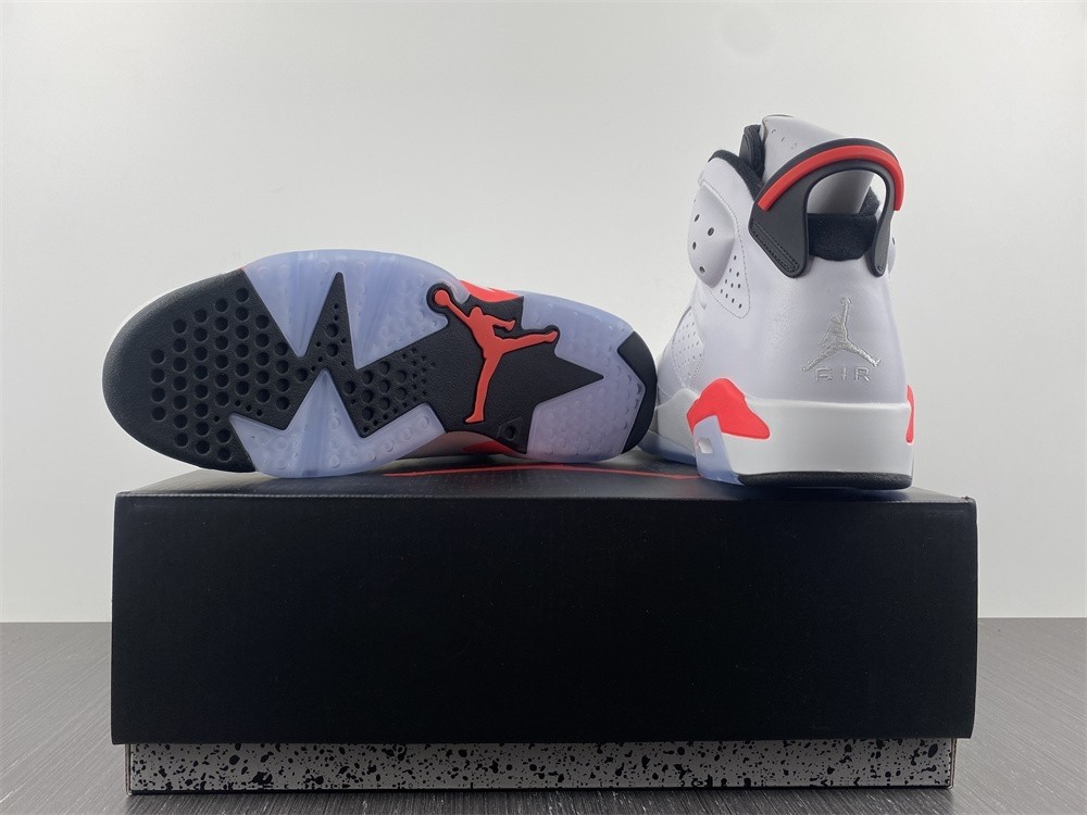 Air Jordan 6 Retro