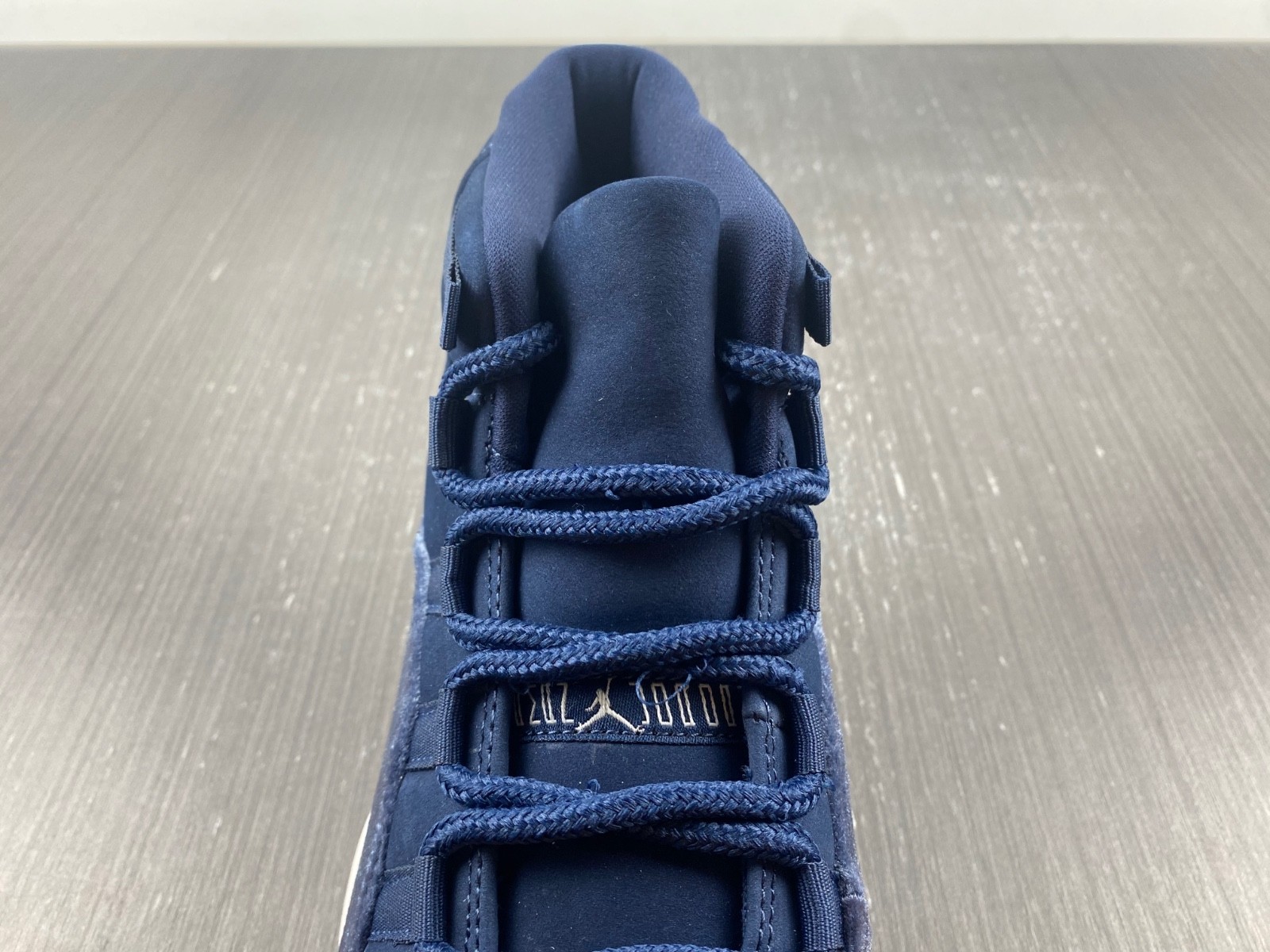 Air Jordan 11 Midnight Navy Metallic Silver White AR0715-441