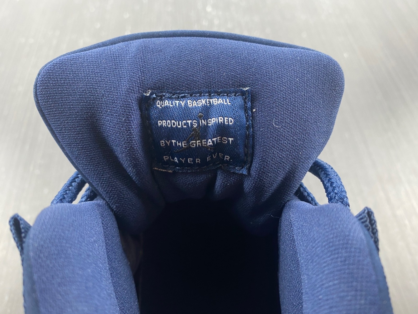 Air Jordan 11 Midnight Navy Metallic Silver White AR0715-441