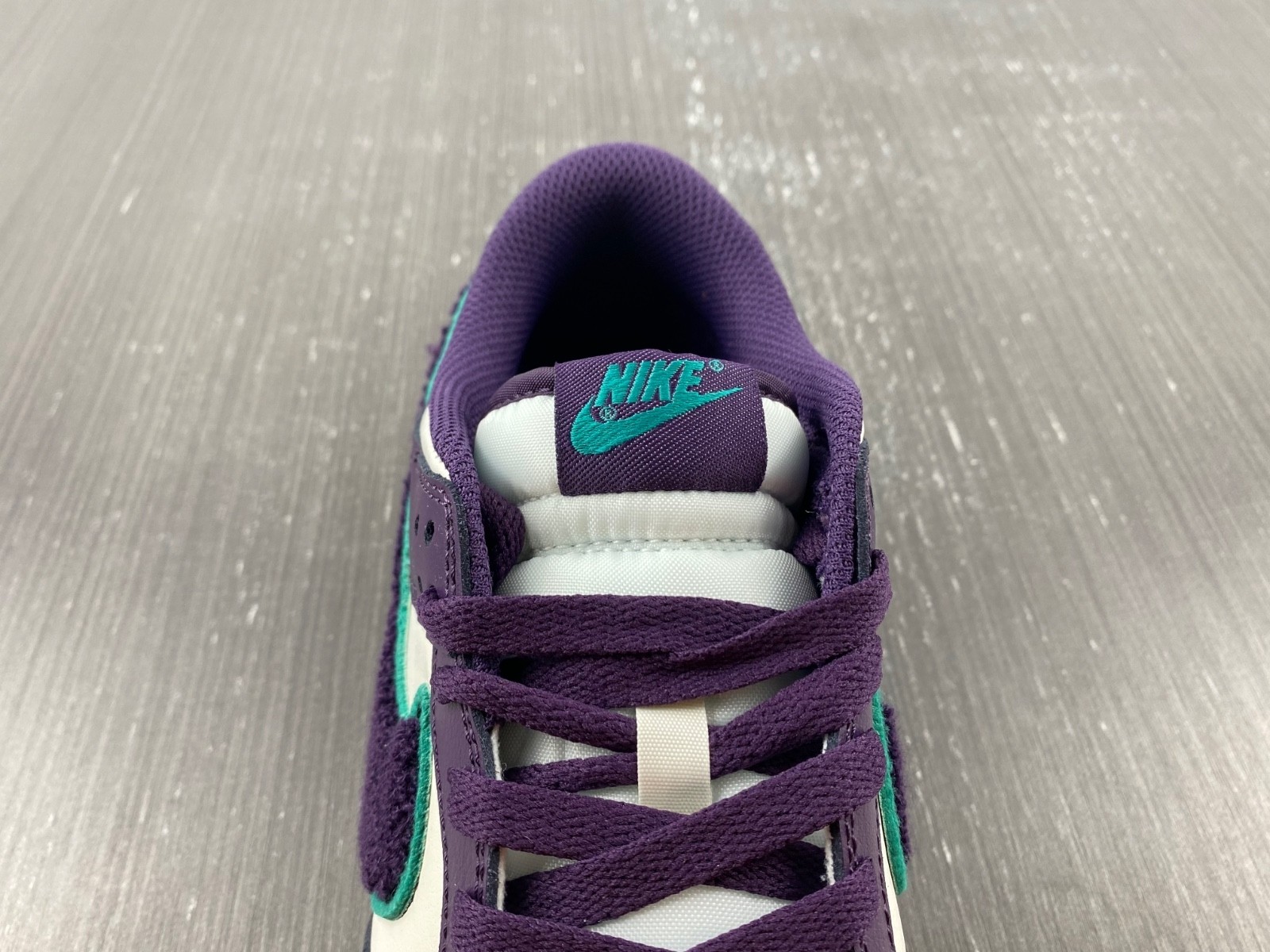 Nike Dunk Low Chenille Swoosh DQ7683-100