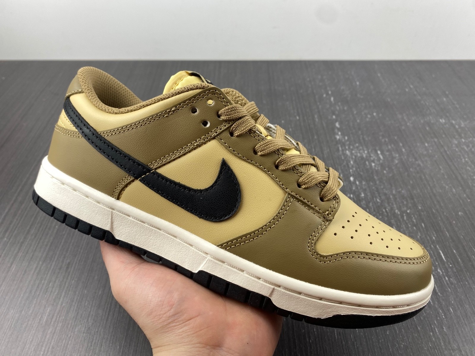 Nike Dunk Low Dark Driftwood (W) - DD1503-200