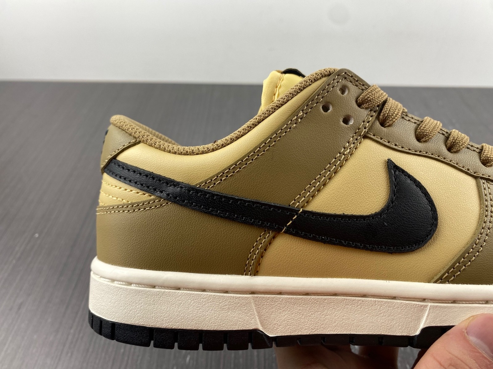 Nike Dunk Low Dark Driftwood (W) - DD1503-200