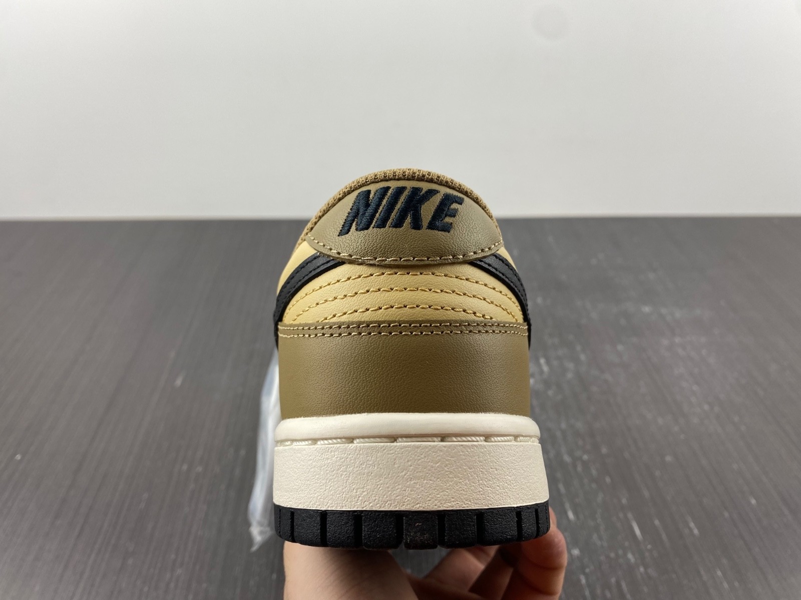 Nike Dunk Low Dark Driftwood (W) - DD1503-200