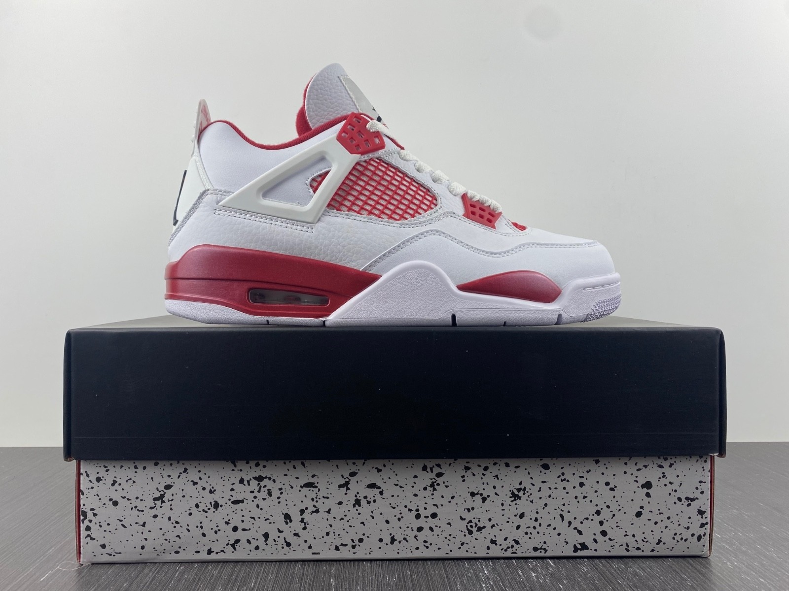Air Jordan 4 Retro Alternate 89 - 308497-106