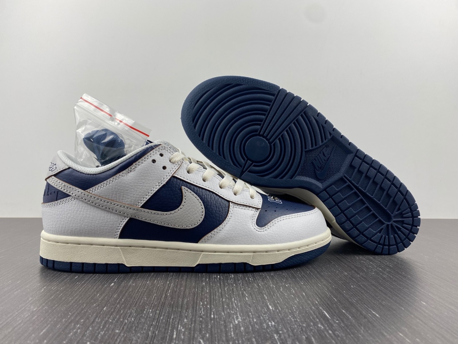 Nike SB Dunk Low HUF New York City - FD8775-100