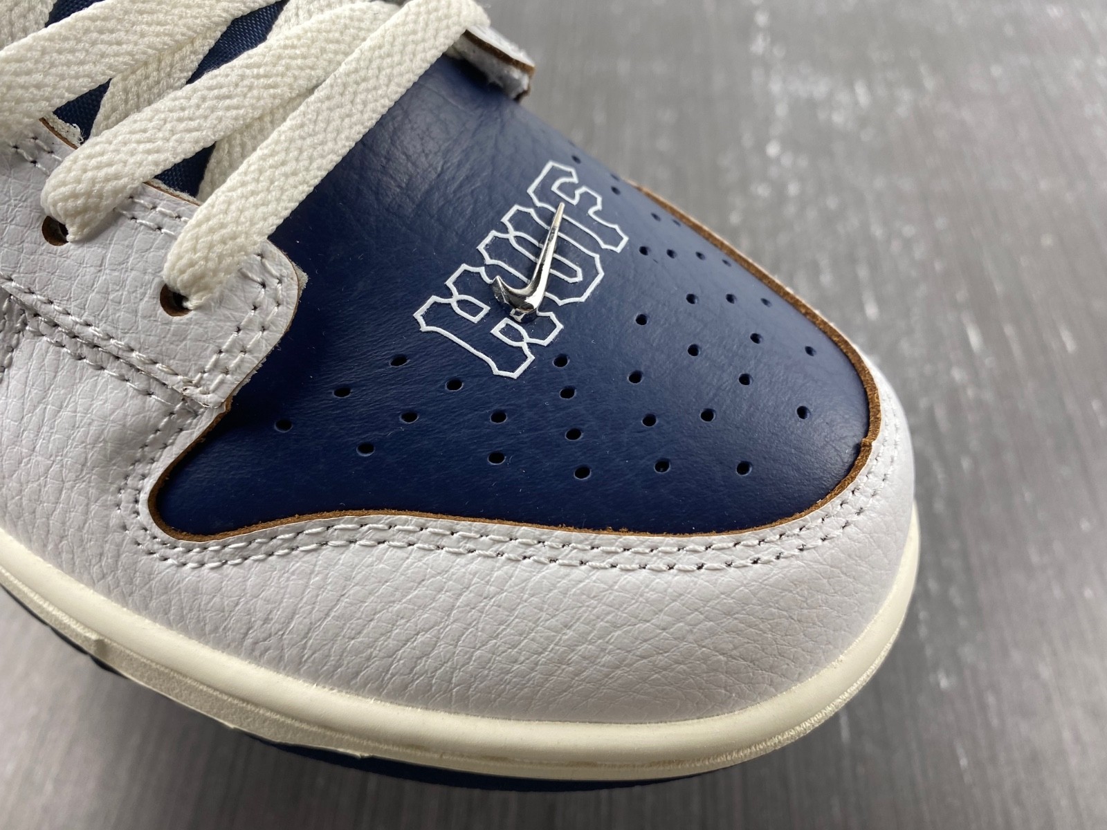 Nike SB Dunk Low HUF New York City - FD8775-100