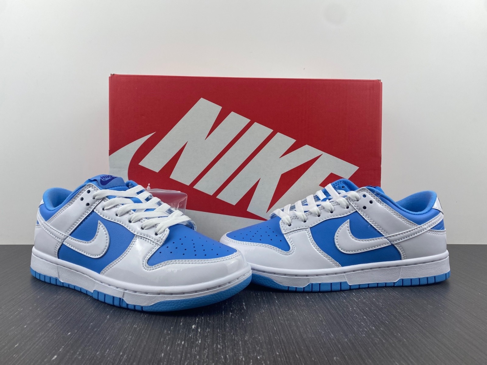 Nike Dunk Low Reverse UNC (W) - DJ9955-101