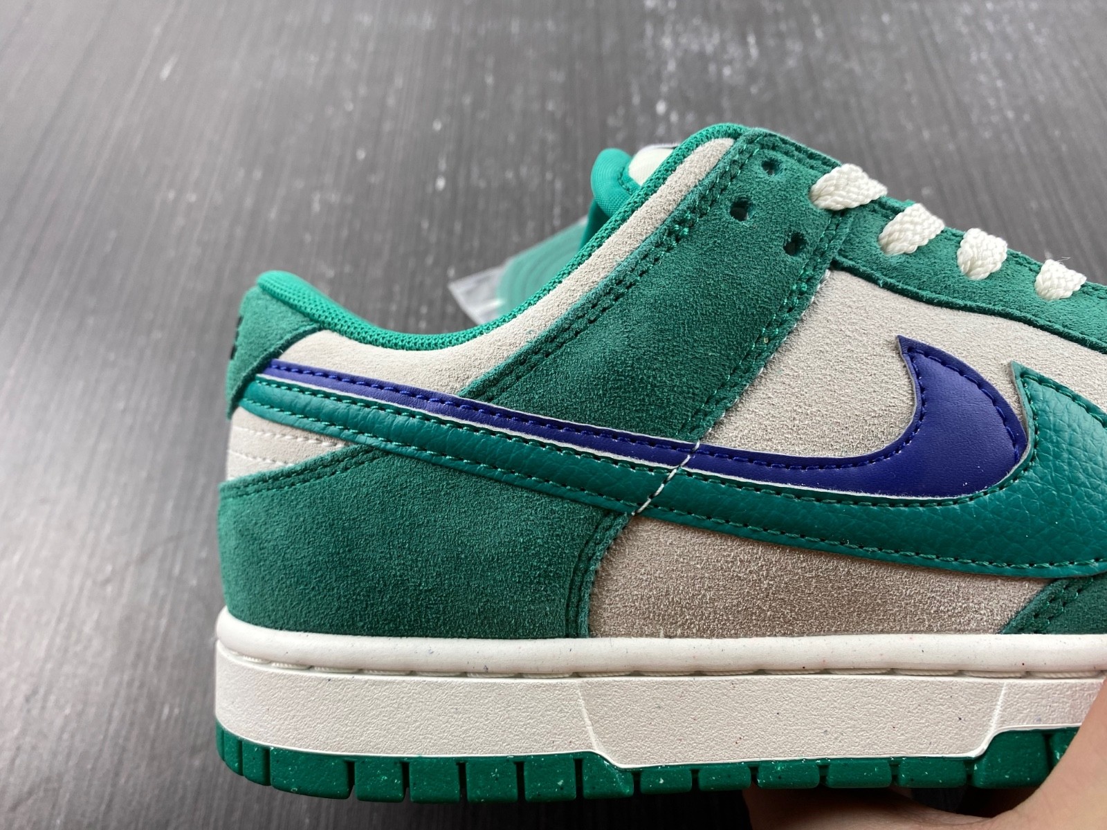 Nike Dunk Low SE 85 Neptune Green (W) DO9457-101