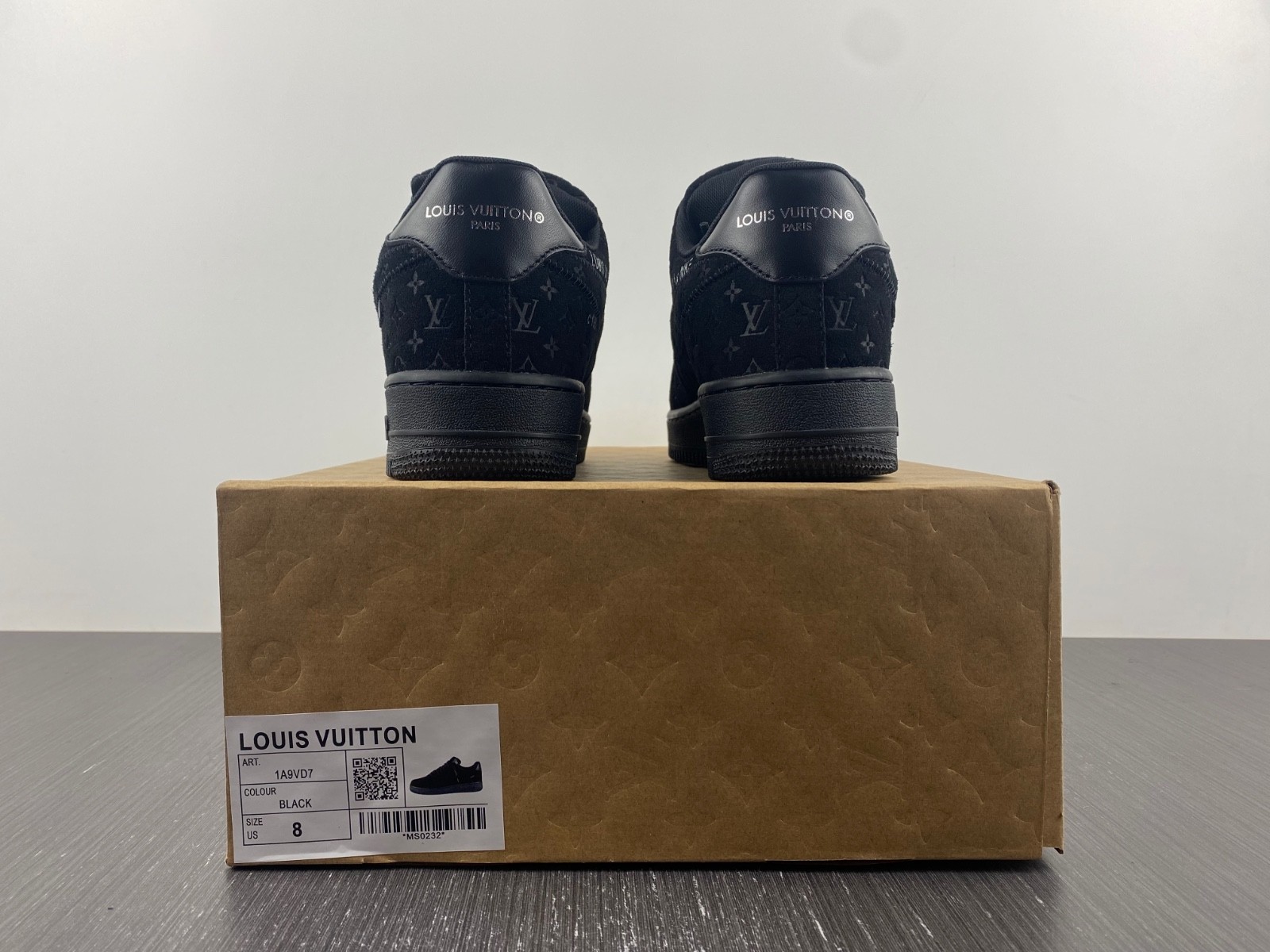 L-V And Nike "Air Force 1" By Virgil Abloh - Black / Black. 1A9VD7
