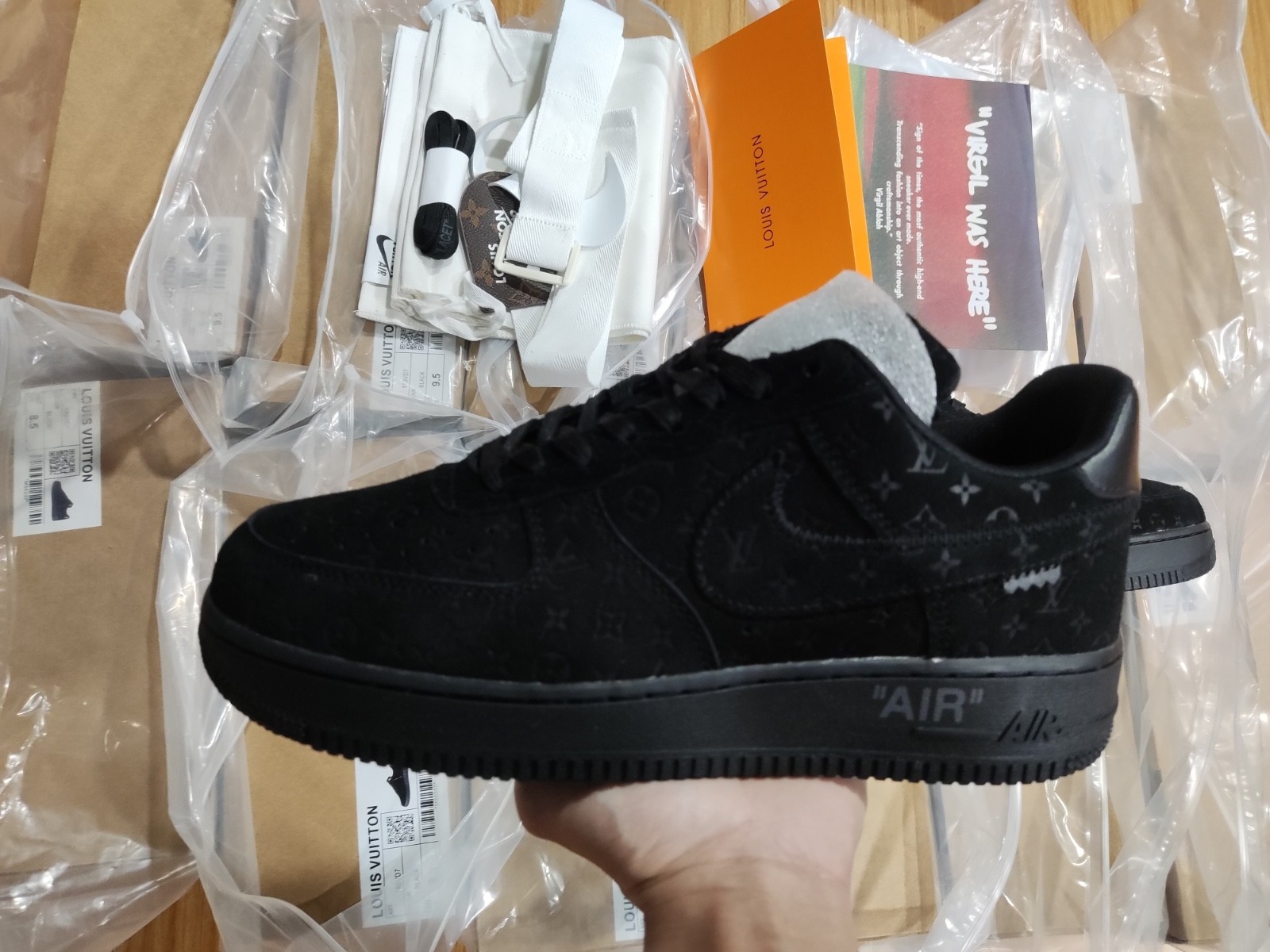 L-V And Nike "Air Force 1" By Virgil Abloh - Black / Black. 1A9VD7