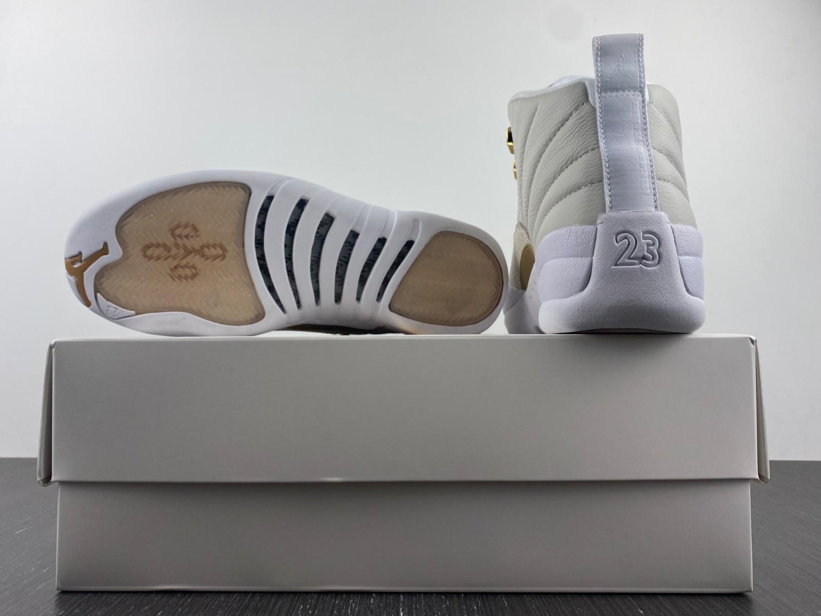 Air Jordan 12 Retro OVO White - 873864-102