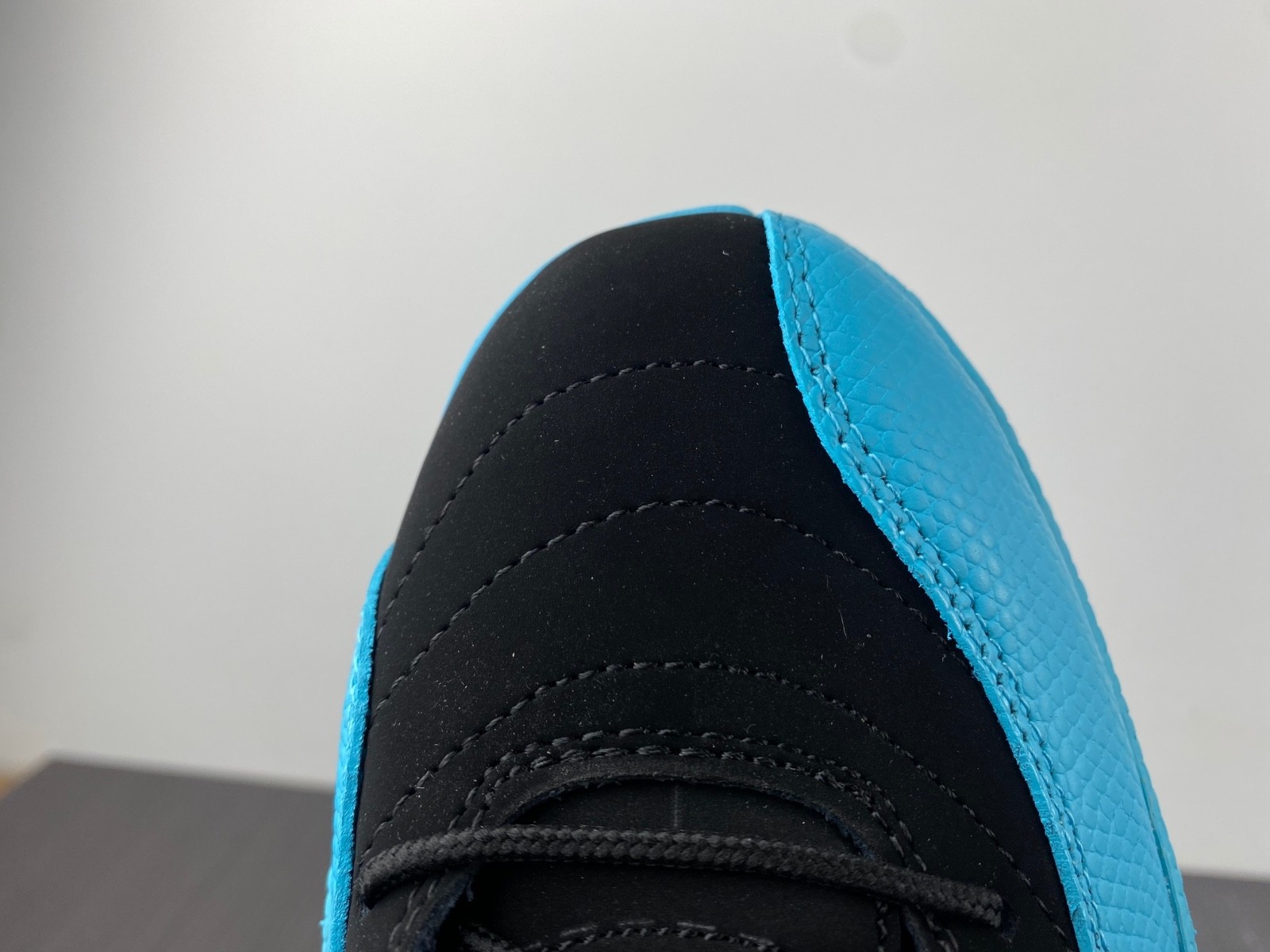 Air Jordan 12 Retro Gamma Blue - 130690-027