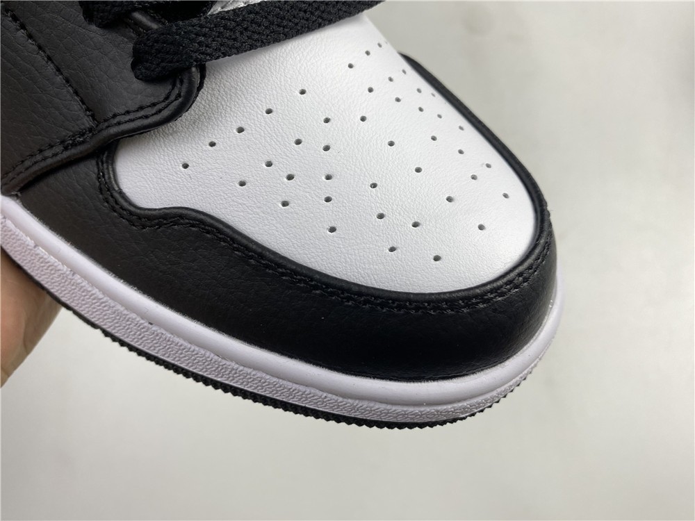Air Jordan 1 Mid “White Shadow” 554724-075
