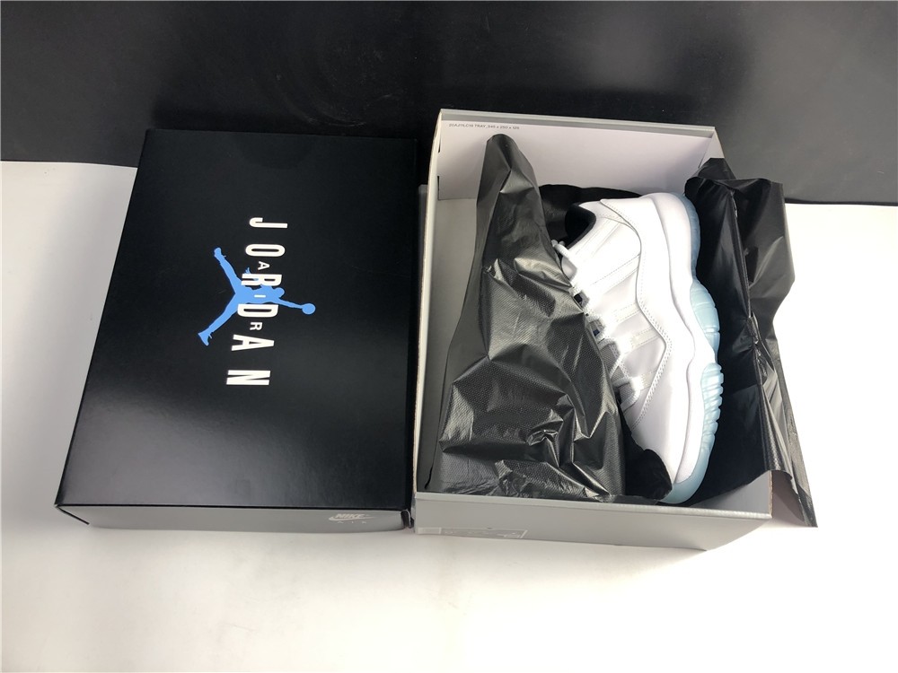 Air Jordan 11 Low”Legend Blue“ AV2187-117