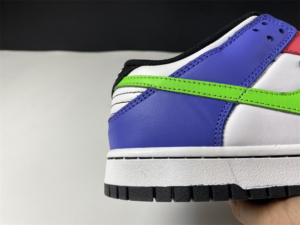 Nike Dunk Low Green Strike DD1503-106