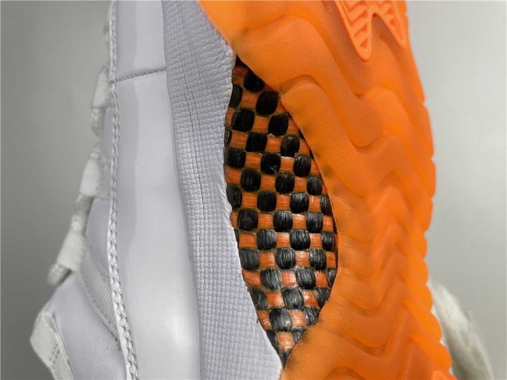 Air Jordan 11 Low WMNS “Citrus" AH7860-139 Y