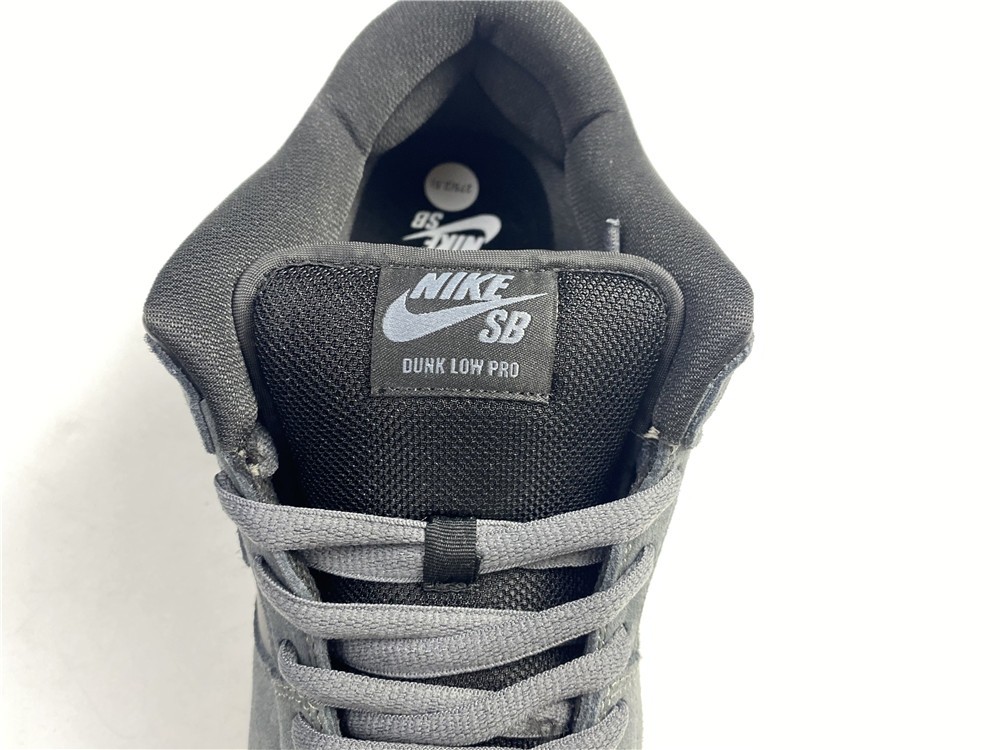 NIKE SB DUNK LOW TRD AR0778-001