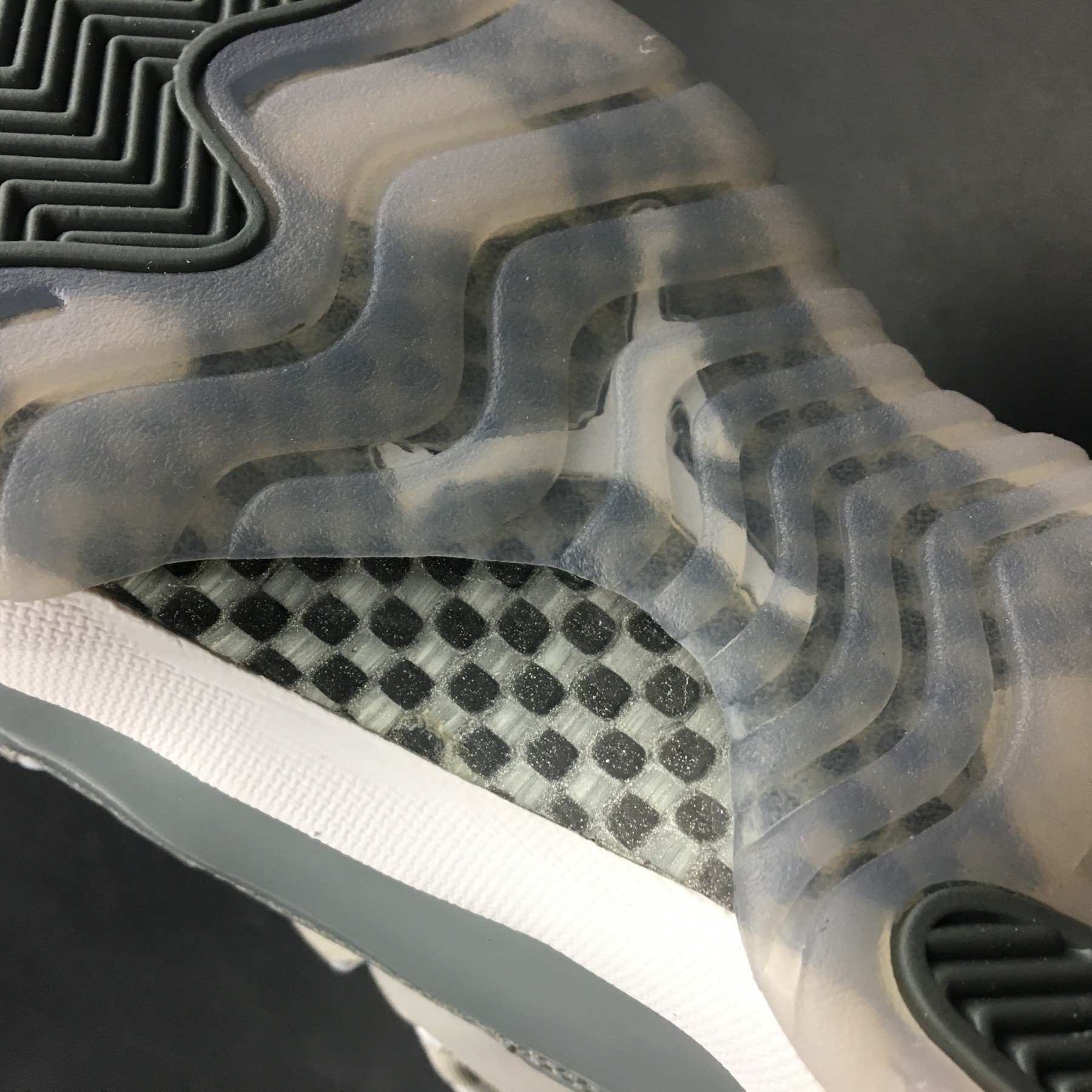 Nike Air Jordan 11 Retro Cool Grey 378037-001