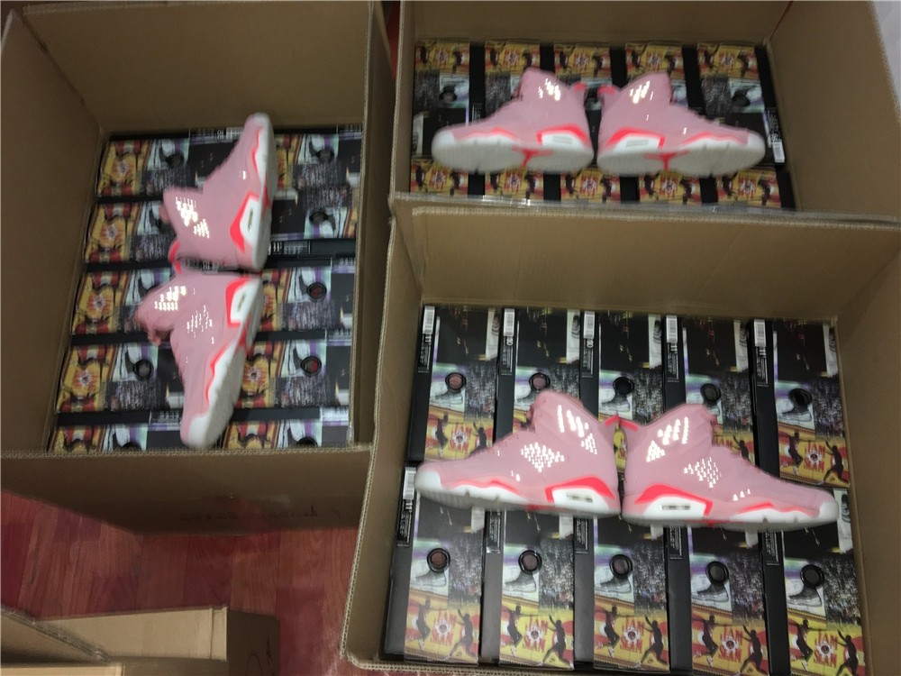 AIR JORDAN 6 "MILLENNIAL PINK" mens 384664-031