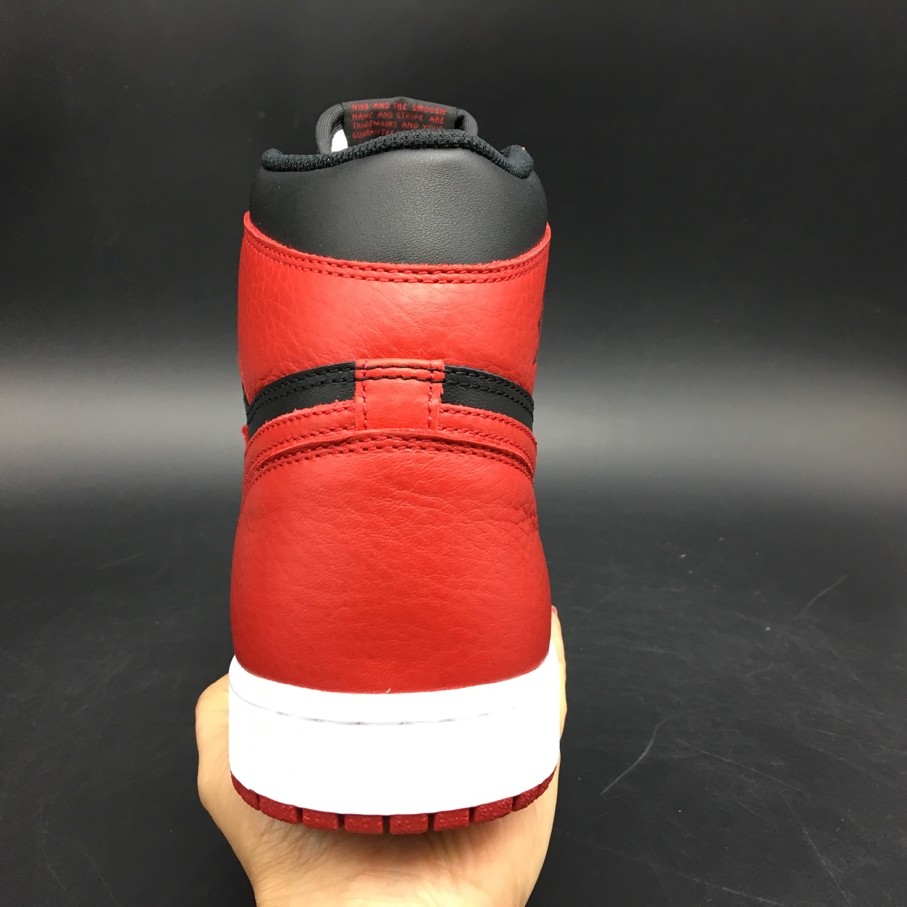 AJ1 Air Jordan 1 Retro High OG Banned  555088-001