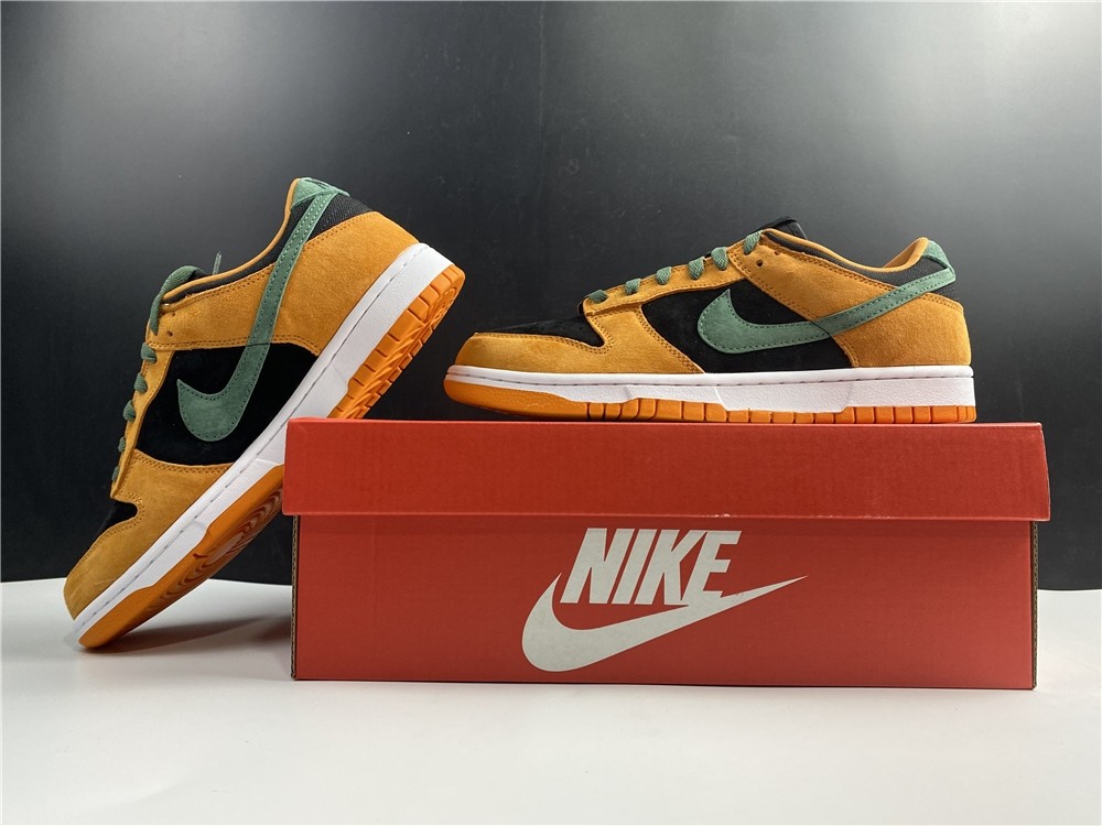 Nike Dunk Low SP “Ceramic”  DA1469-001