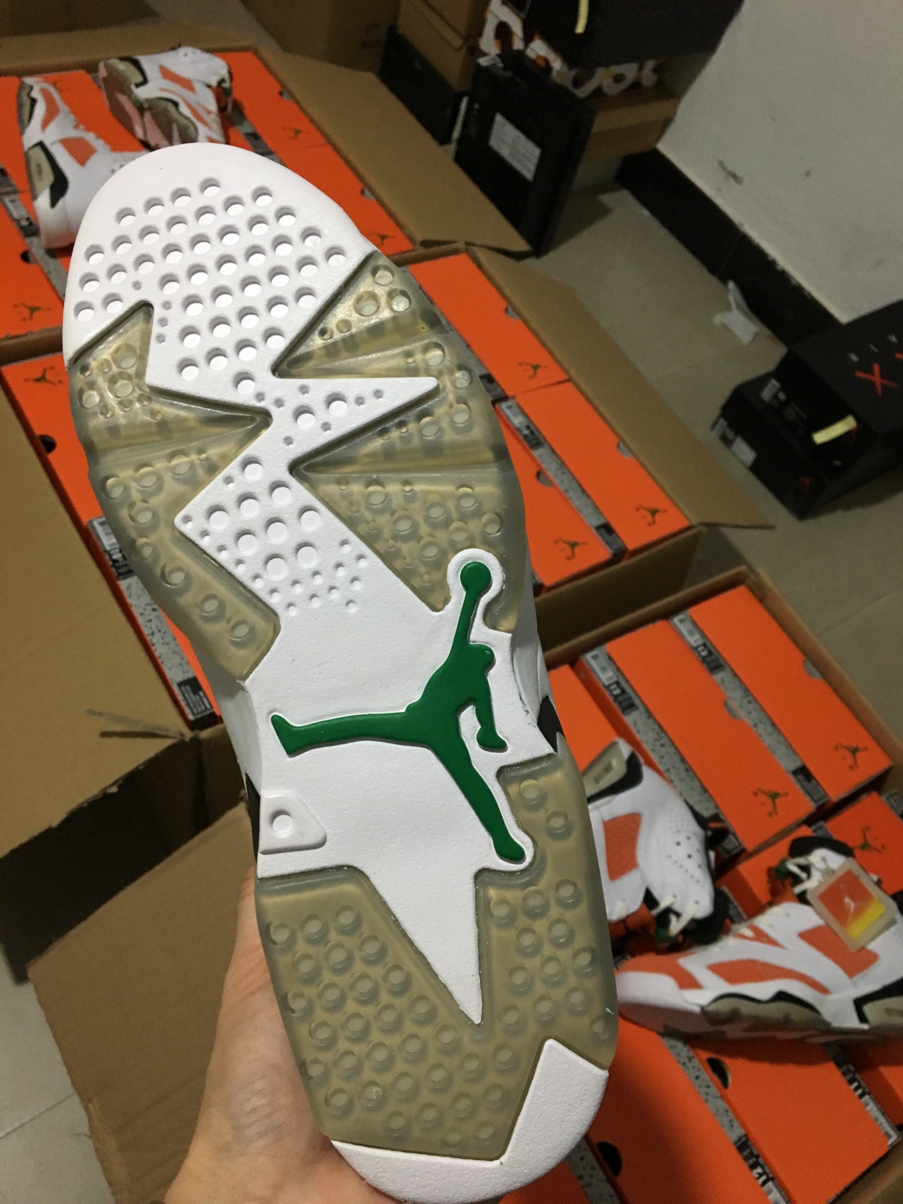 AIR JORDAN 6 RETRO NRG G8RD "GATORADE" orange mens 384664-145