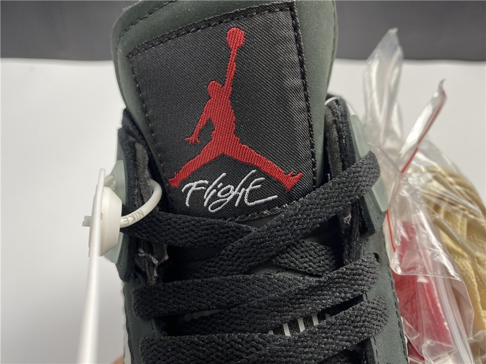 OFF-WHITE x Air Jordan 4 “Bred” CV9388-001
