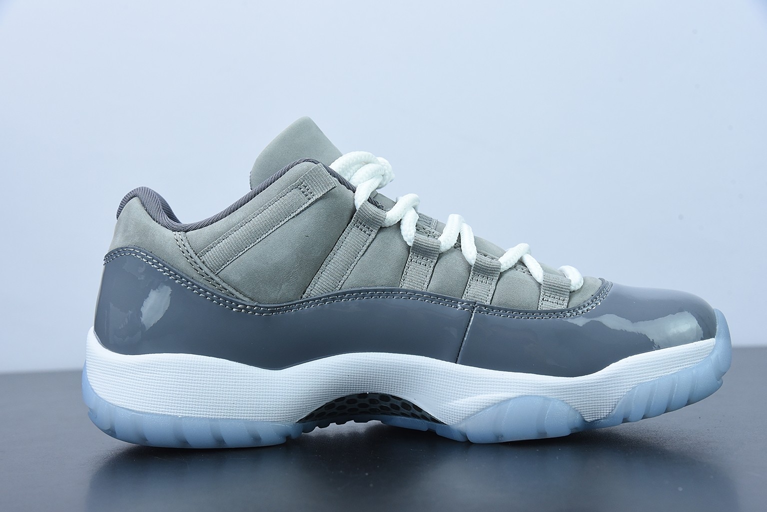 Air Jordan 11 Retro Low Cool Grey - 528895-003