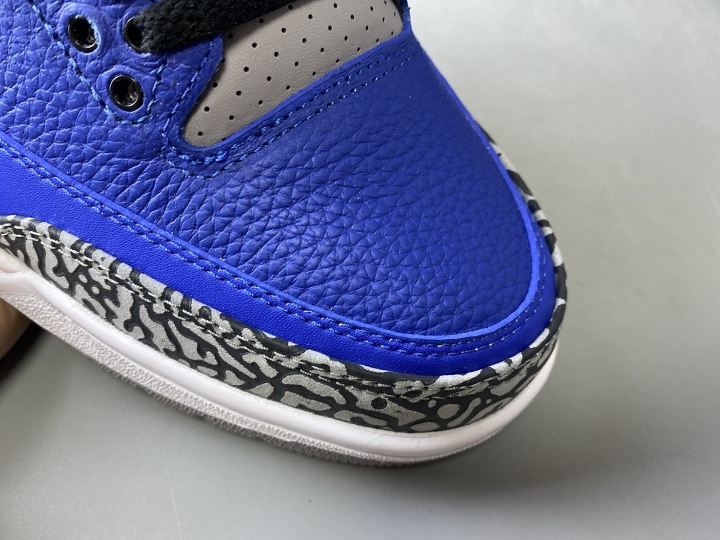 Air Jordan 3 “Varsity Royal” CT8532-400