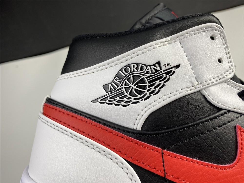 Air Jordan 1 Mid “White Shadow” 554724-075