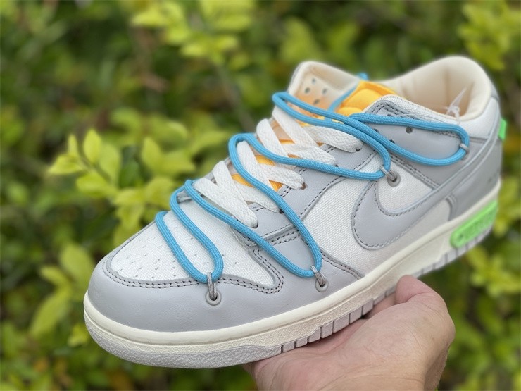 Off-White x Nike Dunk Low DM1602-115