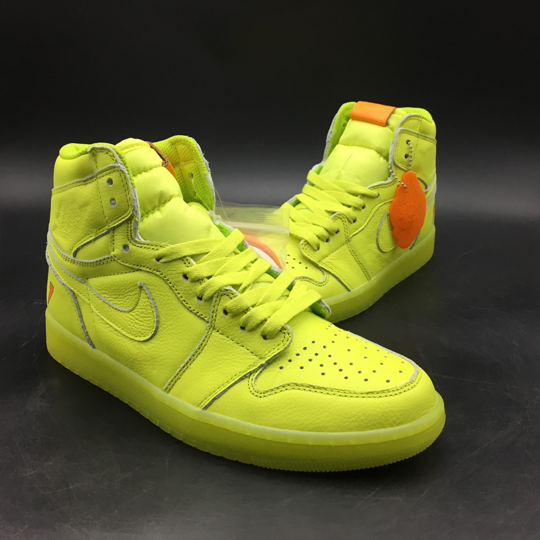 AIR JORDAN 1 RETRO HI “Gatorade”  Cyber mens AJ5997-345