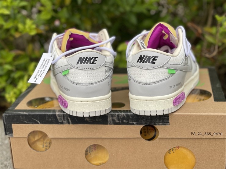 OFF-WHITE x Futura x Nike Dunk Low DM1602-118