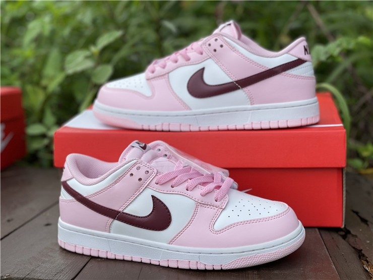 Nike Dunk Low GS 