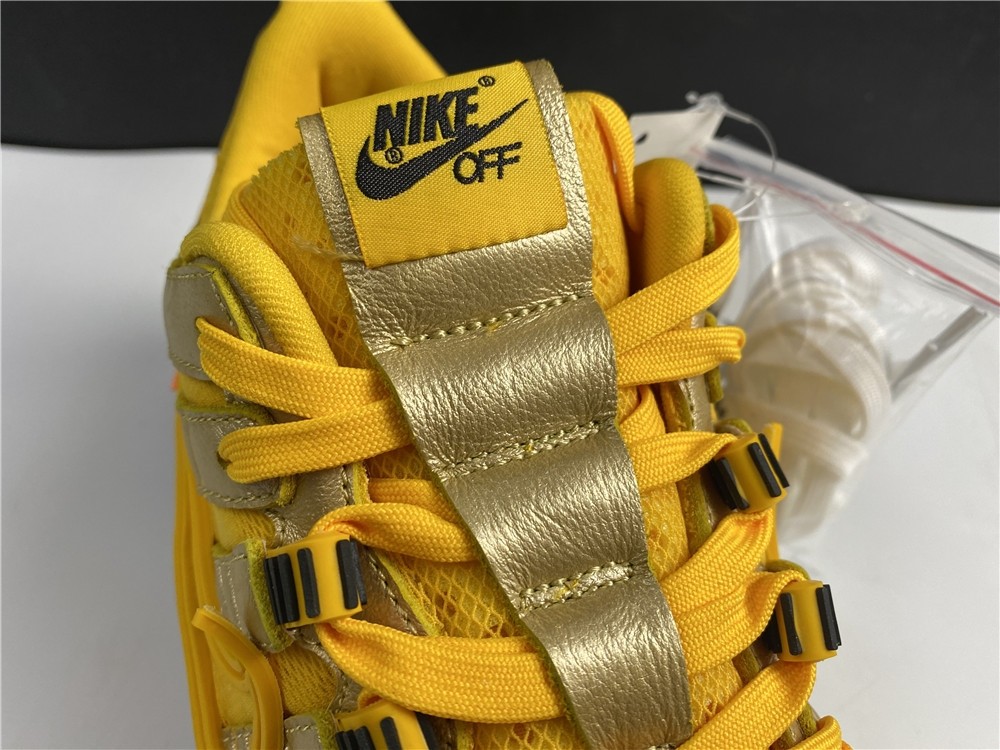 OFF-WHITE x Nike Air Rubber Dunk “University Gold” CU6015-700
