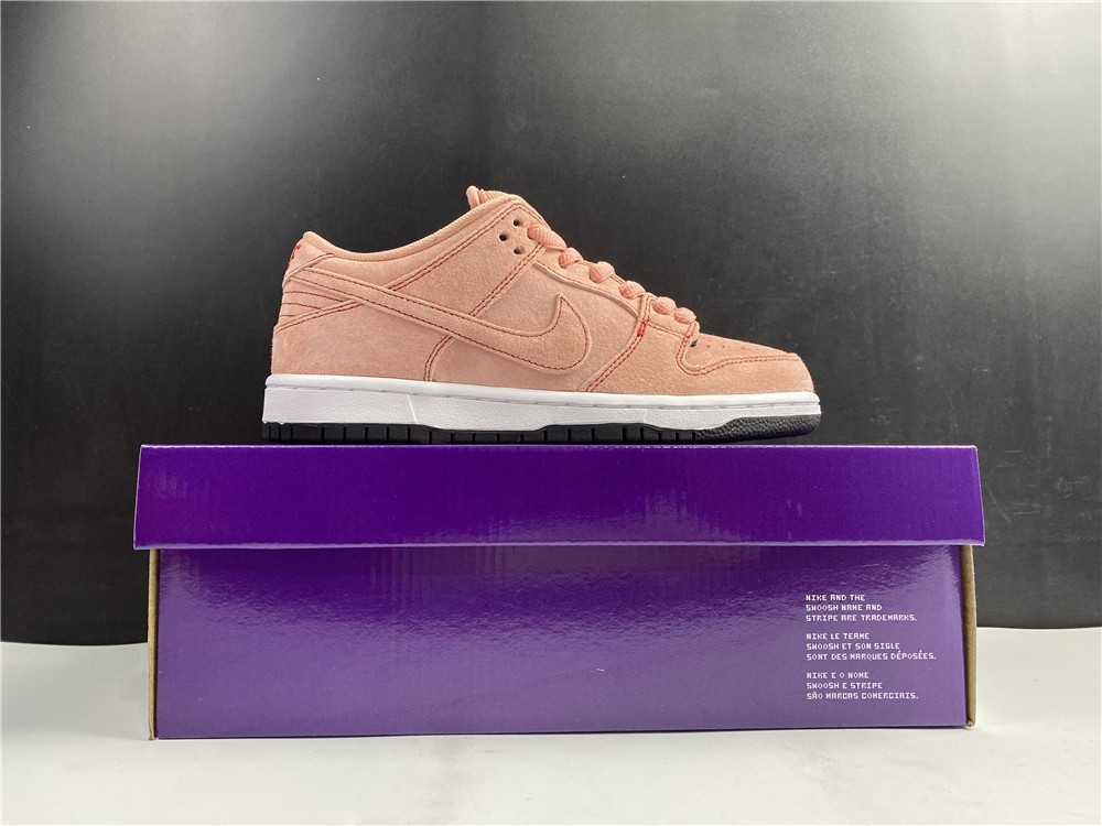 Nike SB Dunk Low “Pink” HG CV1655-600