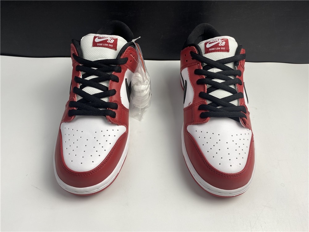 Nike SB Dunk Low Chicago BQ6817-600