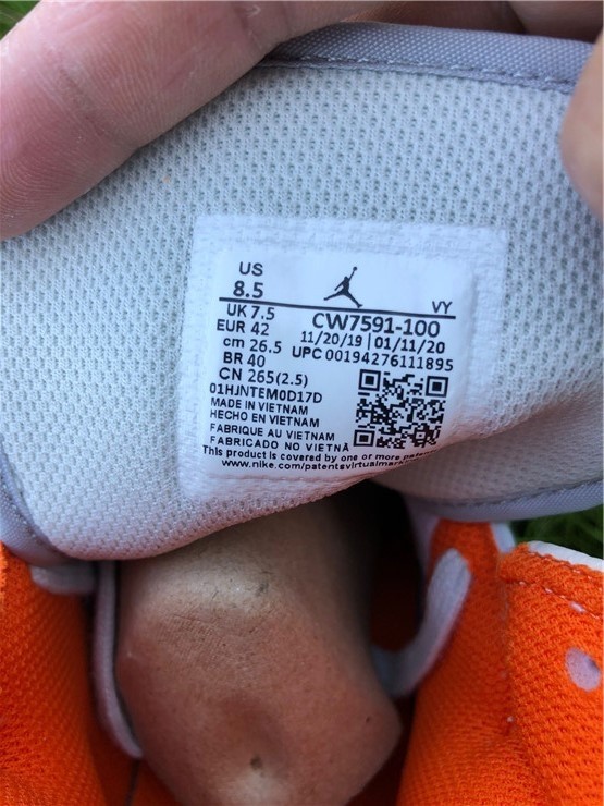 Air Jordan 1 Mid  CW7591-100