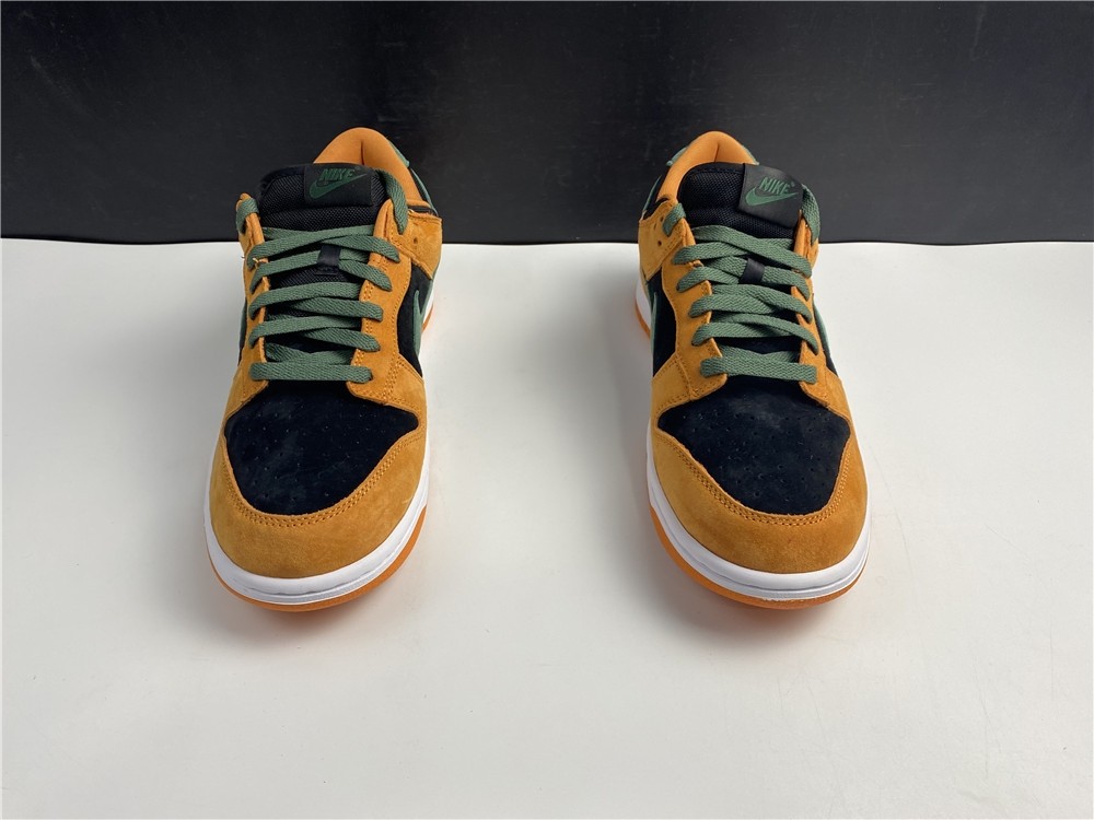 Nike Dunk Low SP “Ceramic”  DA1469-001