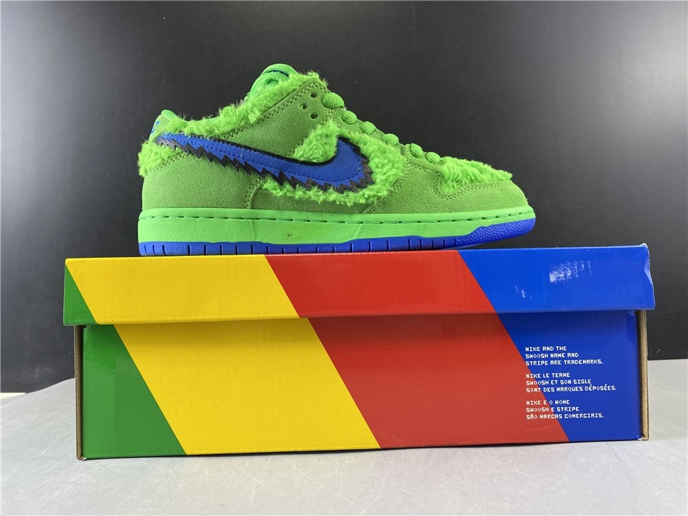 Dead x Nike SB Dunk Low“ Yellow Bear”  CJ5378-300