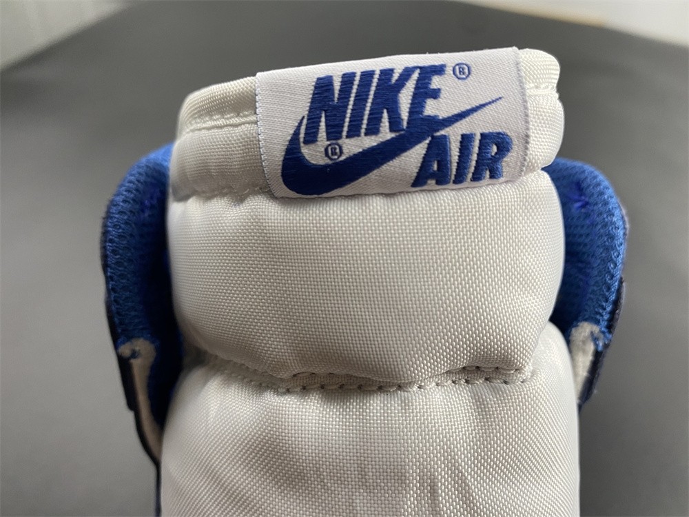 Air Jordan 1 Retro High OG 