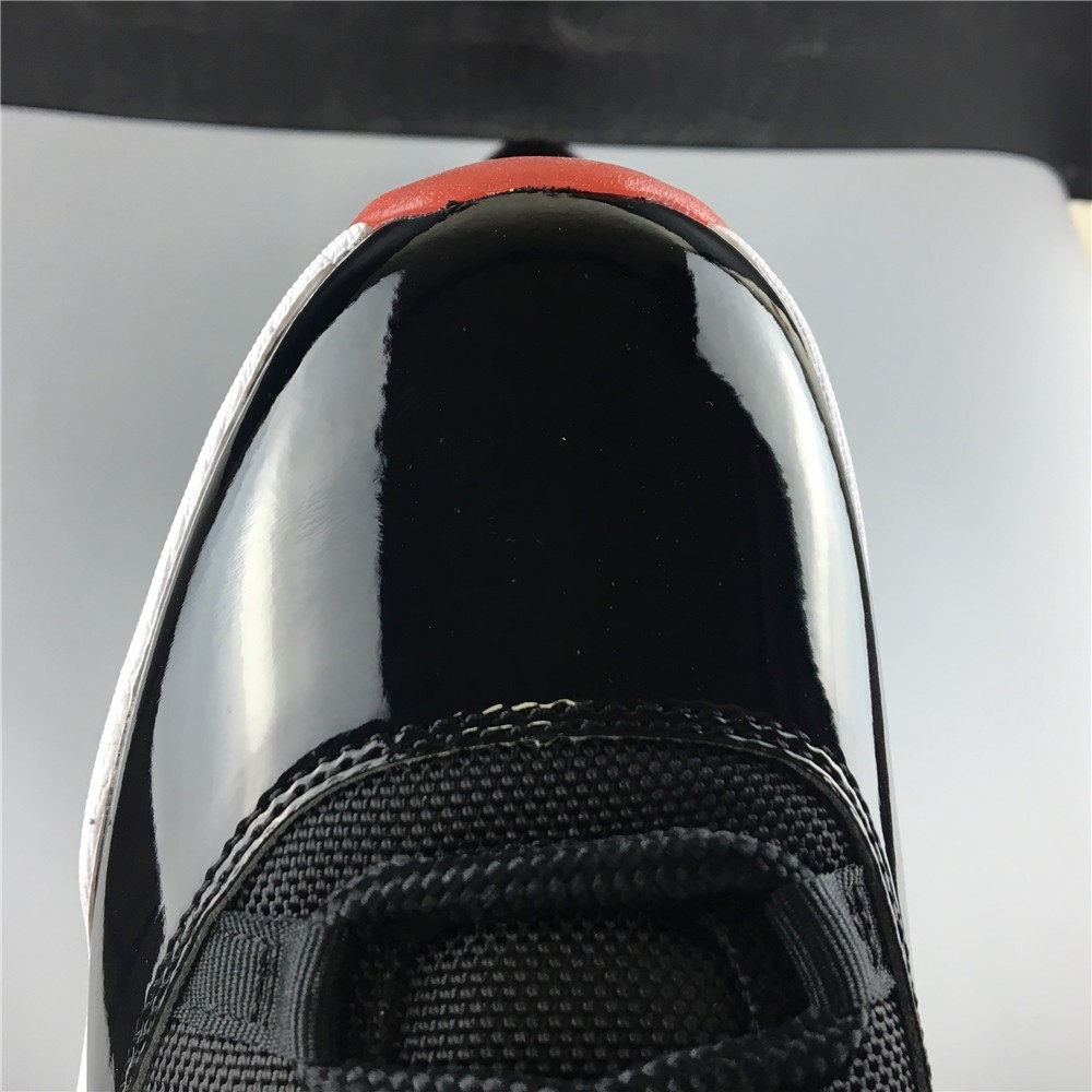 Air Jordan 11 Bred 2019 378037-061