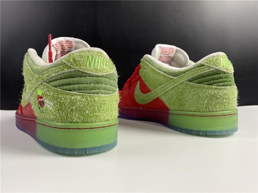 Dunk SB Nike SB Dunk Low “Strawberry Cough" CW7093-601