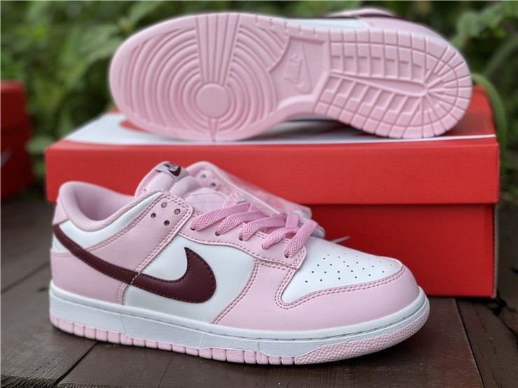 Nike Dunk Low GS 