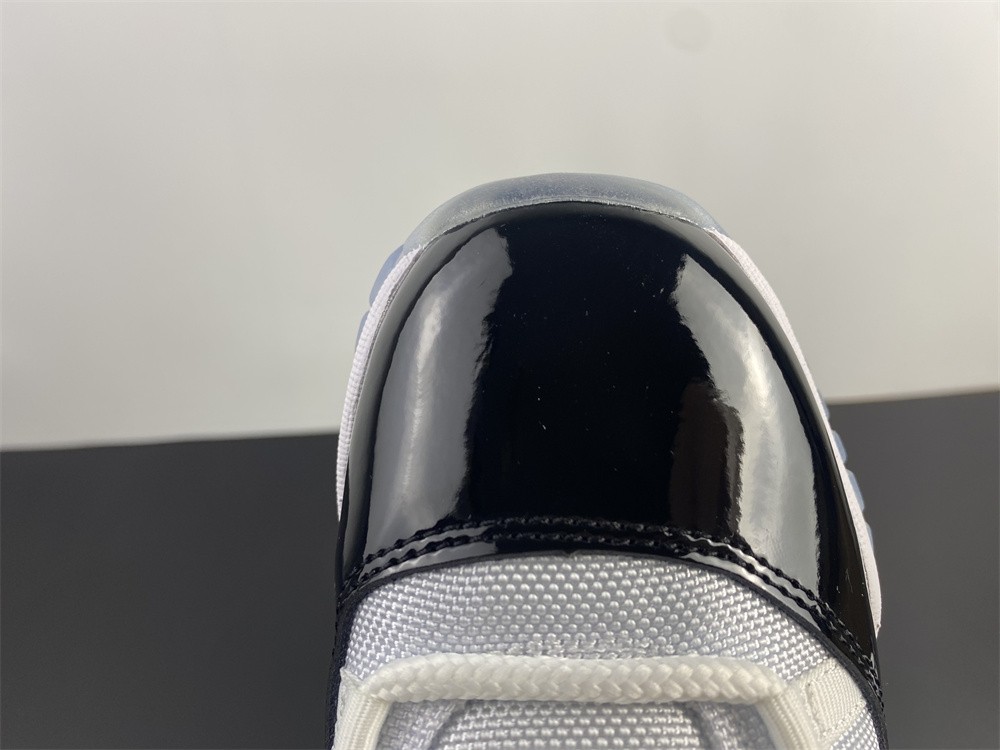 Air Jordan 11 Retro Concord 378037-100