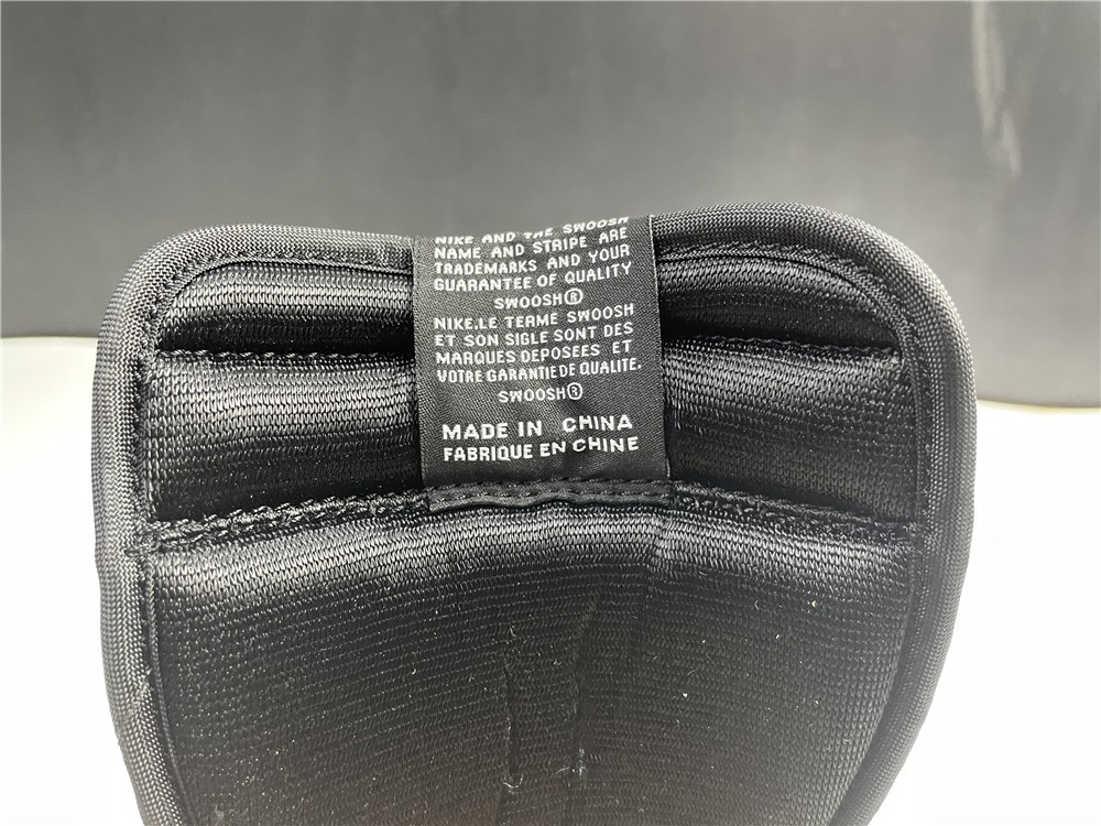 Air Jordan 1 High OG GS “Electro Orange” 555088-180