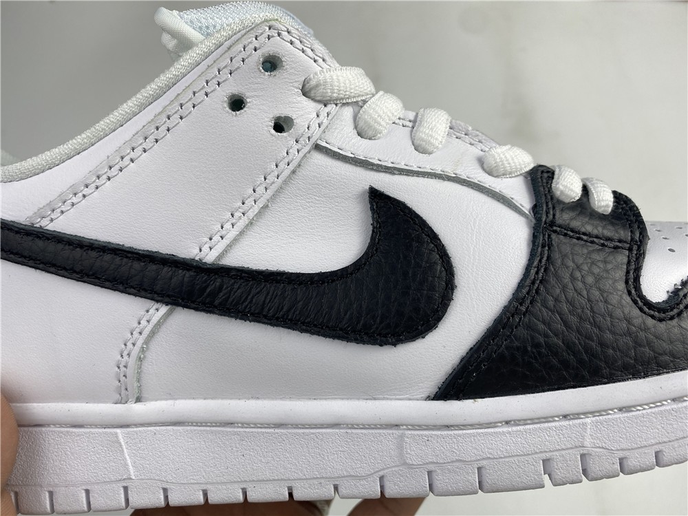 Nike Dunk SB Low “Yin Yang” 313170-023